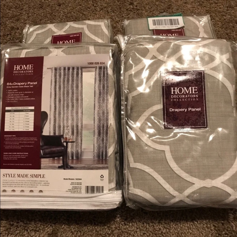 💥SOLD💥White & Grey Curtains